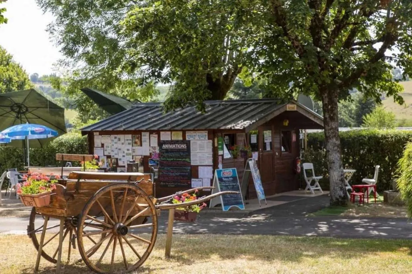 营地 Camping 3 Etoiles - Piscine - Eeiifb Tauves 法国