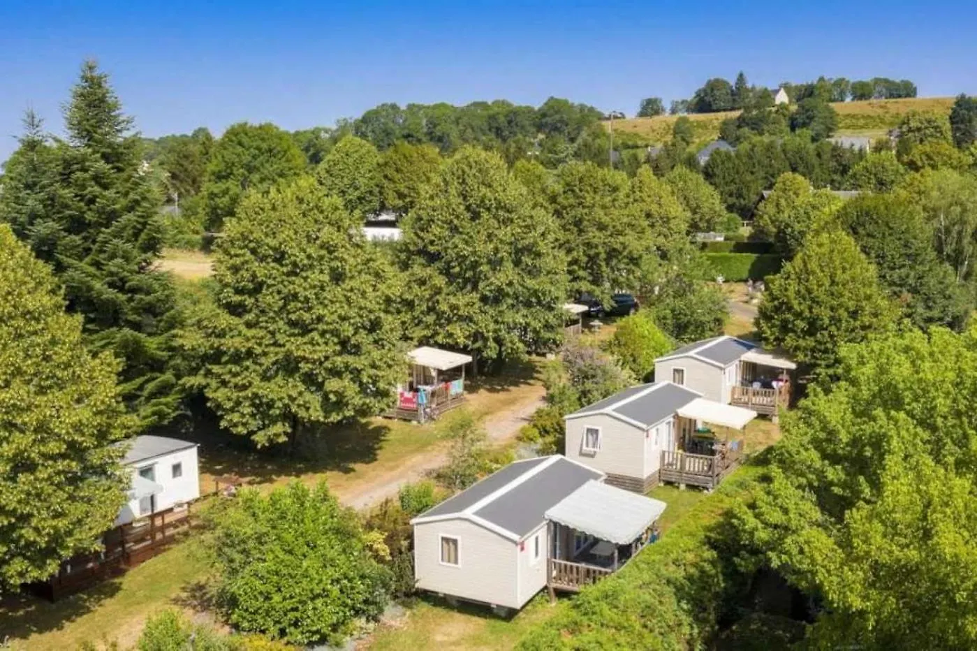 Camping 3 Etoiles - Piscine - Eeiifb Tauves 0*,