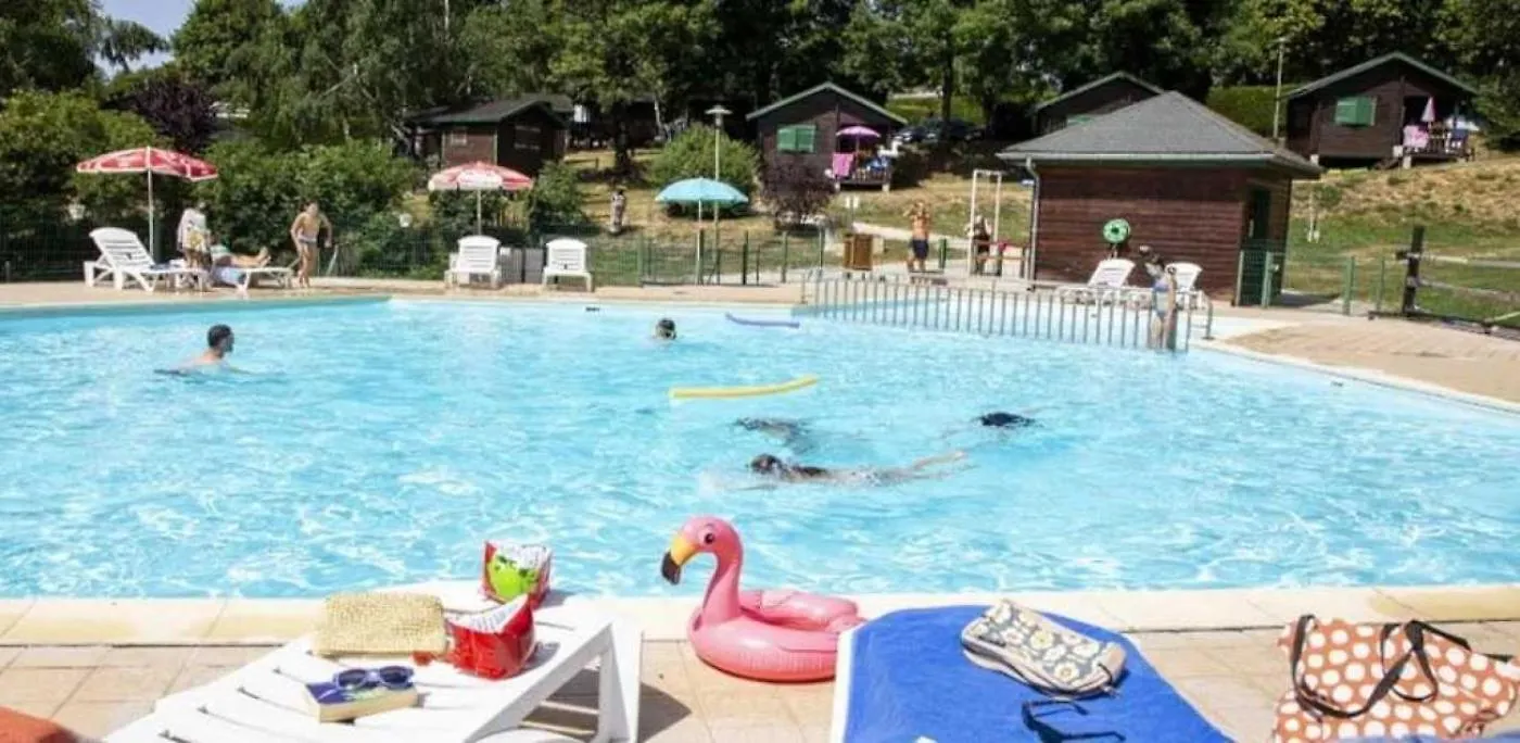 Camping 3 Etoiles - Piscine - Eeiifb Tauves Fransa