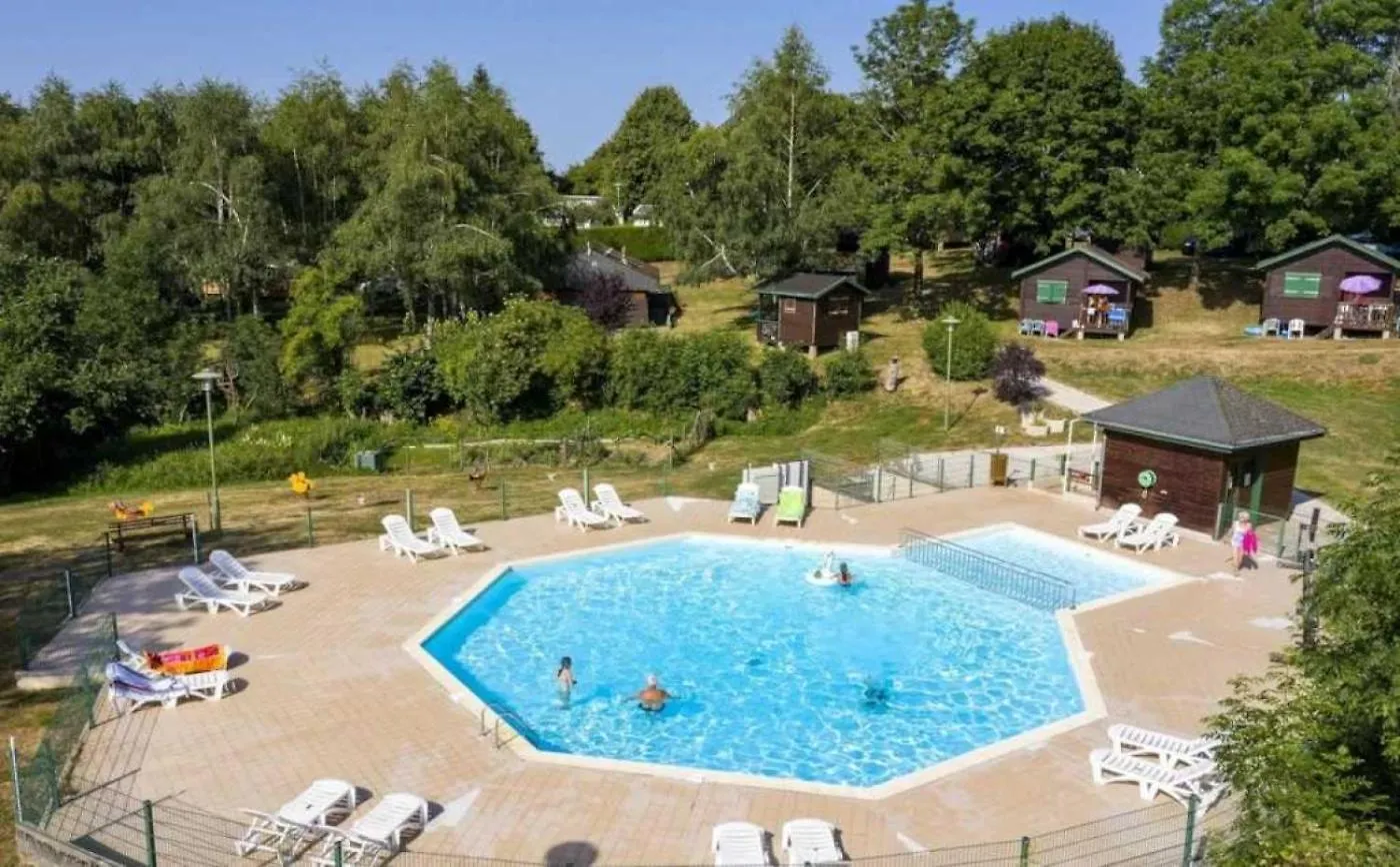 Camping 3 Etoiles - Piscine - Eeiifb Tauves Fransa